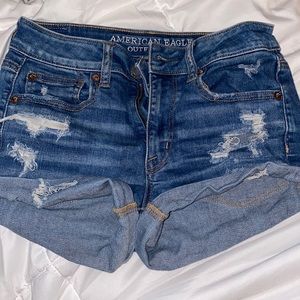 Light rip Jean shorts